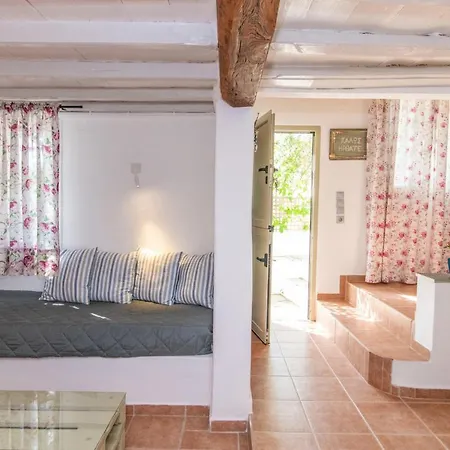 N & M Homes Agios Sostis (Tinos)