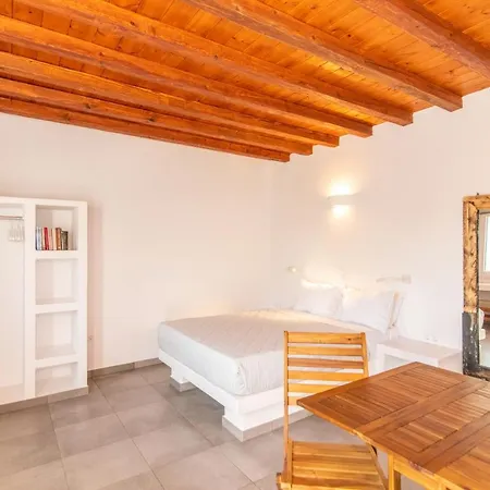 N & M Homes Ferienhaus *