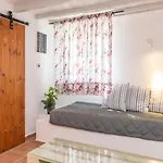 N & M Homes בית נופש אגיוס סוסטיס