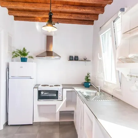 N & M Homes Agios Sostis (Tinos)