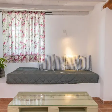 N & M Homes * Agios Sostis (Tinos)