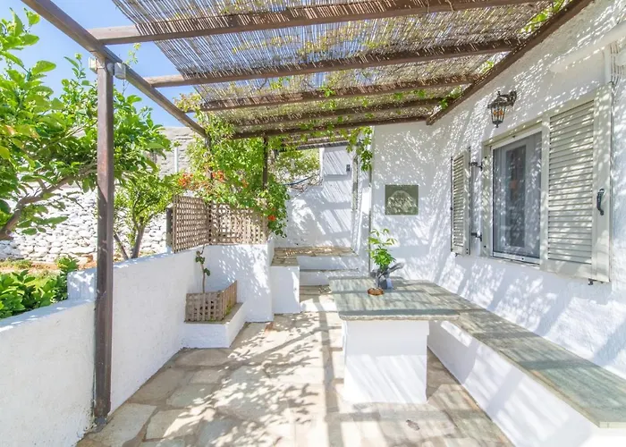 بيت للعطل N & M Homes أيوس سوستيس